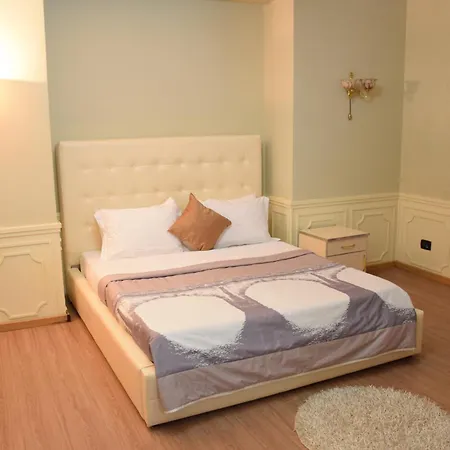 Hotel Eagle 3*