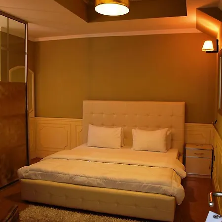 Eagle 3* Tirana
