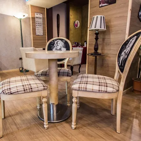 Hotel Eagle 3*
