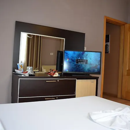 Eagle Hotel 3*